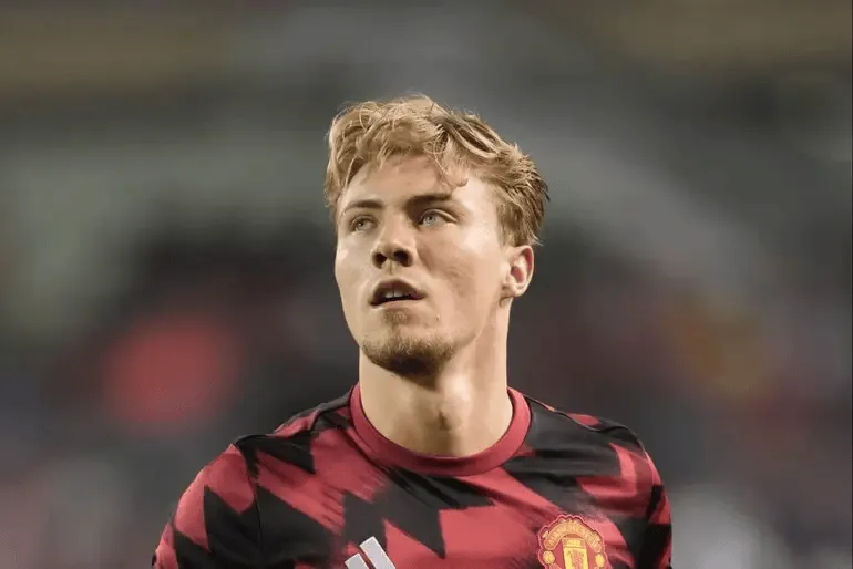 中国足彩网赛事中心-TA：曼联那不勒斯谈妥租借+4400万强制买断，但霍伊伦未同意