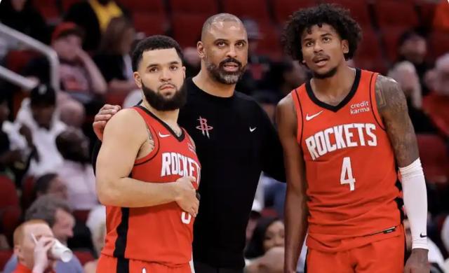 后场双枪34中7！火箭进攻贫瘠 被黑七已成必然？