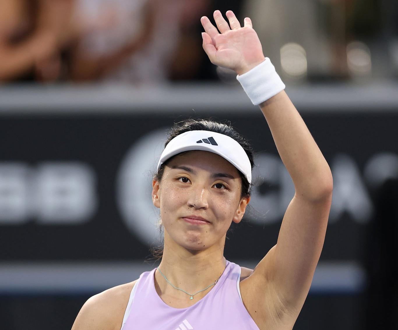 2-1惊险逆转！王欣瑜再进决赛冲冠：中国莎娃又美又能打