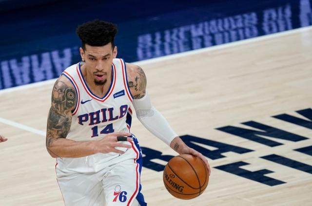 五大联赛-收官战遗憾膝盖遭遇重伤 丹尼·格林或就此退役？