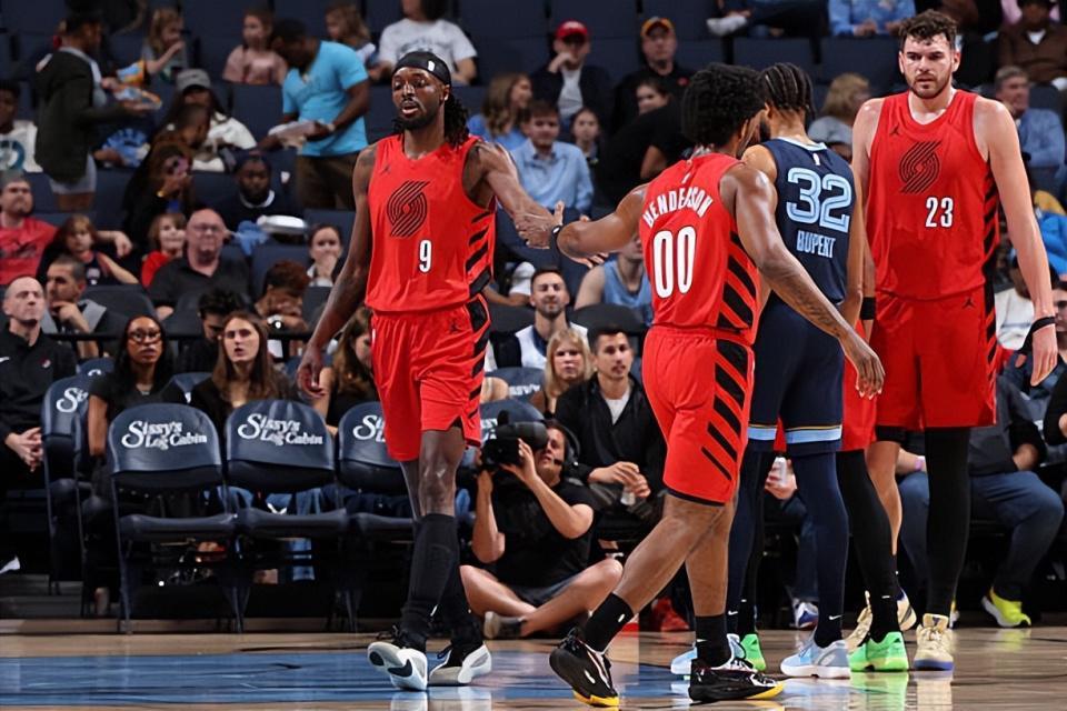 中国足彩网赛事中心-一场比一场打得差！开拓者榜眼郎的状态怎么能差到这种程度？