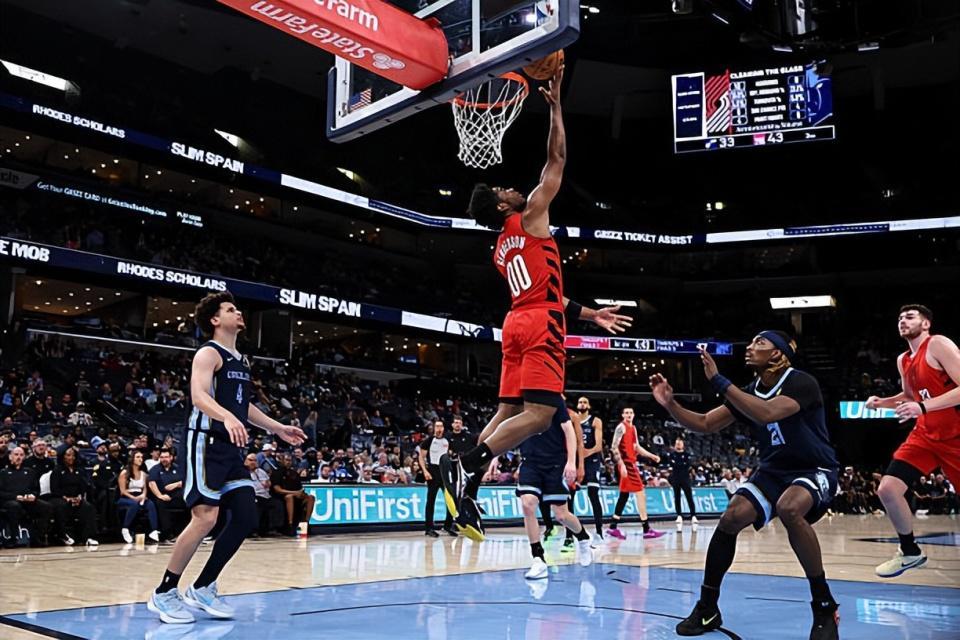 中国足彩网赛事中心-一场比一场打得差！开拓者榜眼郎的状态怎么能差到这种程度？