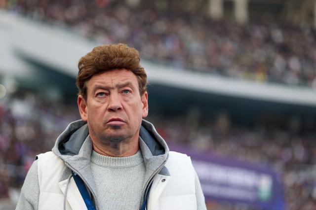 足球联赛-【2026中超巡礼之申花】困难开局摸着石头过河？