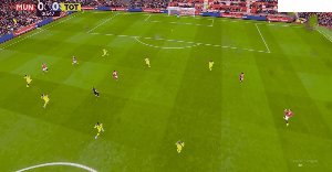 欧洲杯-【英超】姆伯莫、B费破门 曼联2比0热刺